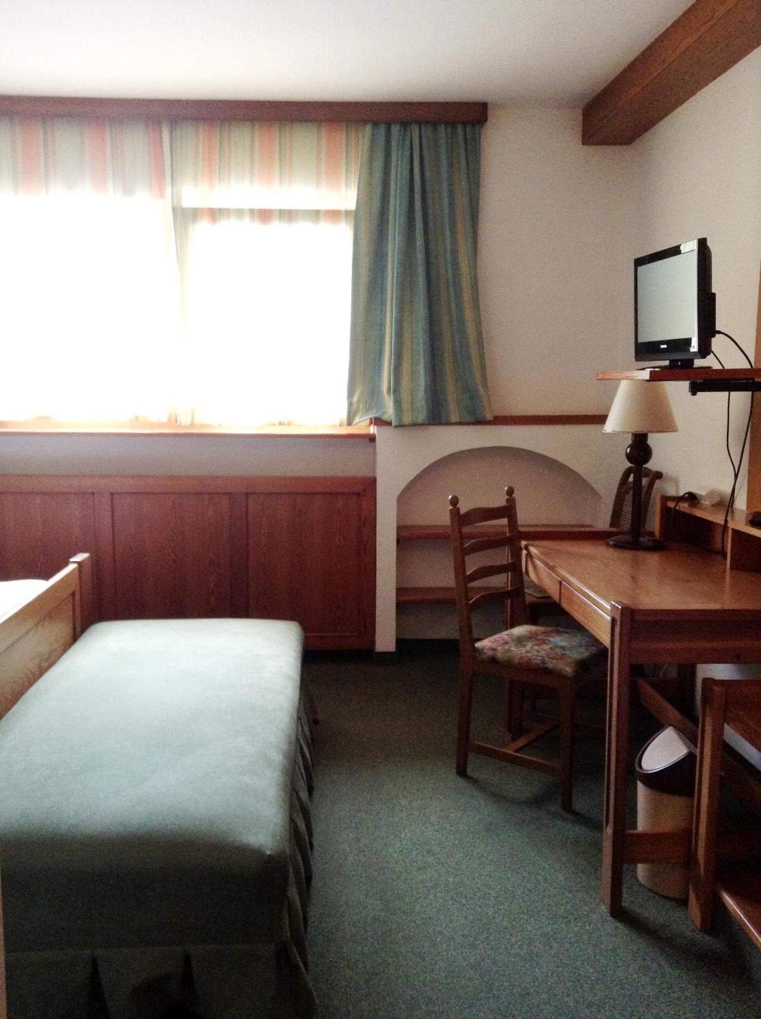 Hotel Gruenes Tuerl Bad Schallerbach Extérieur photo