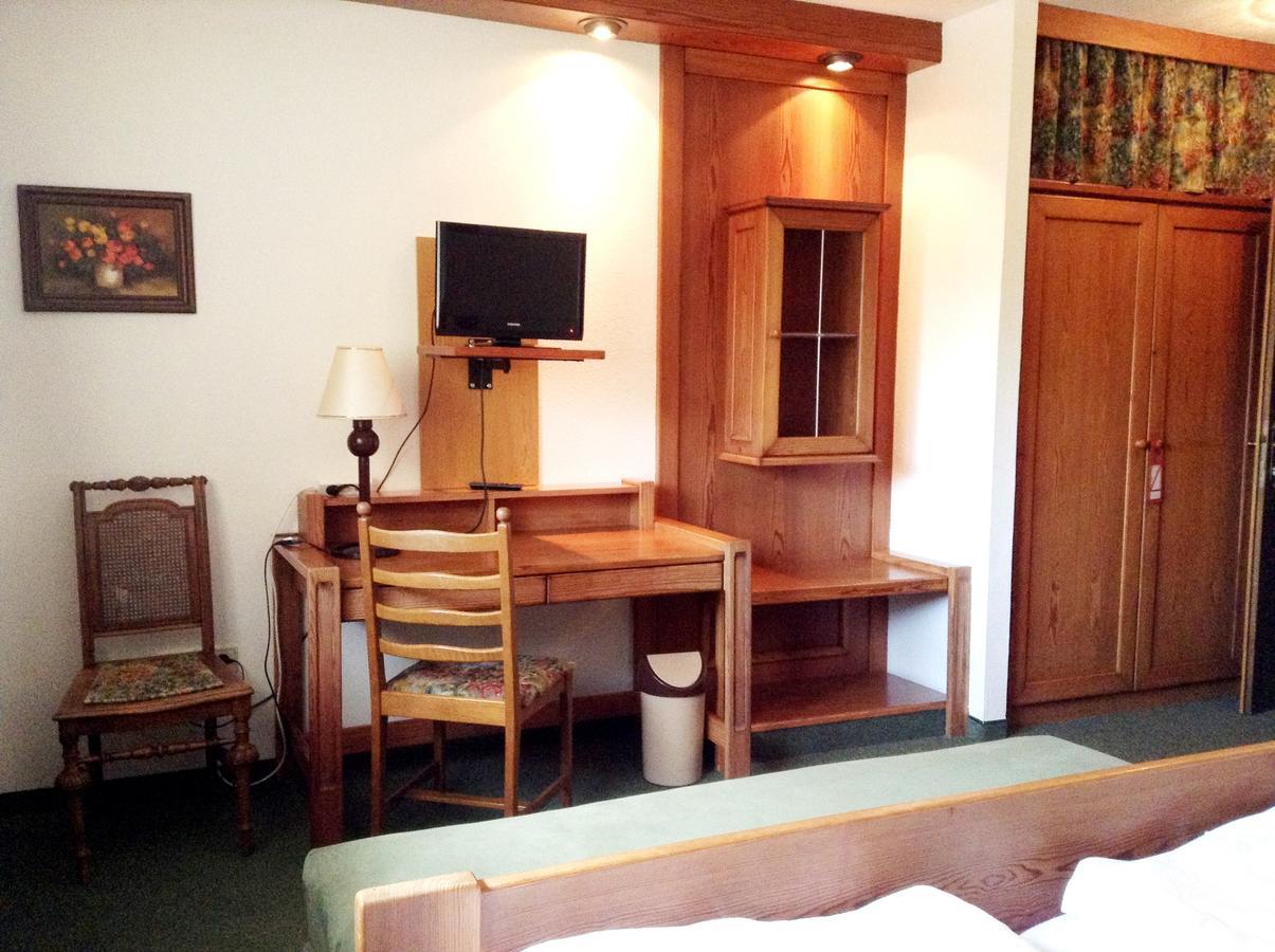 Hotel Gruenes Tuerl Bad Schallerbach Chambre photo