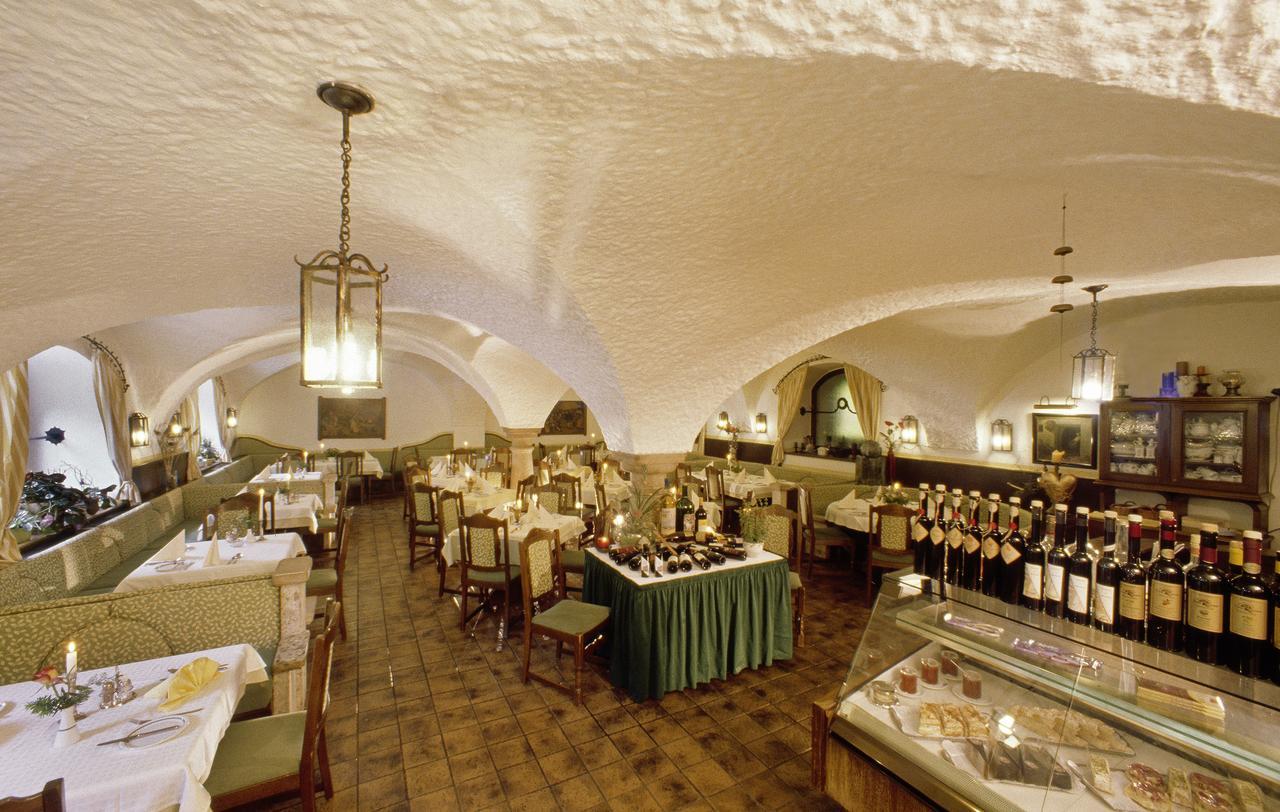Hotel Gruenes Tuerl Bad Schallerbach Extérieur photo